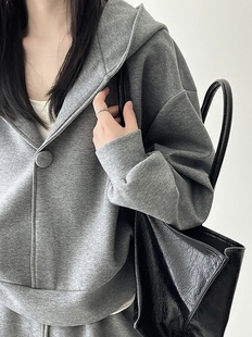 子月子服 哺乳喂奶宽松显瘦上衣卫衣裤 专为哺乳设计 秋冬外出时尚