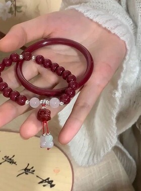 新中式复古风醒狮串珠手链本命年小众精致高级感朱红叮当手镯饰品