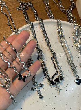 高颜值潮款项链辣妹毛衣合集黑色设计小众蝴蝶十字架嘻哈百搭款