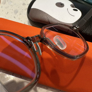 眼镜鼻托中间插入式套入眼镜托软硅胶托叶框架眼镜异形托眼镜配件