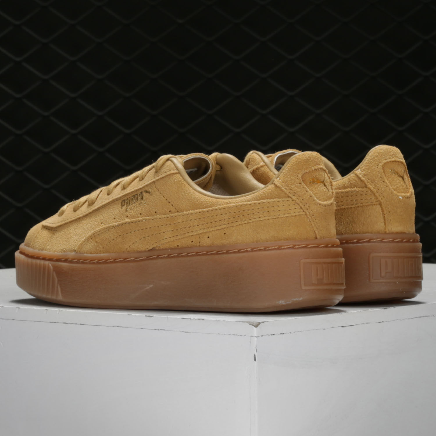 puma/彪马板鞋女子经典松糕鞋厚底增高耐磨透气运动休闲鞋 364718