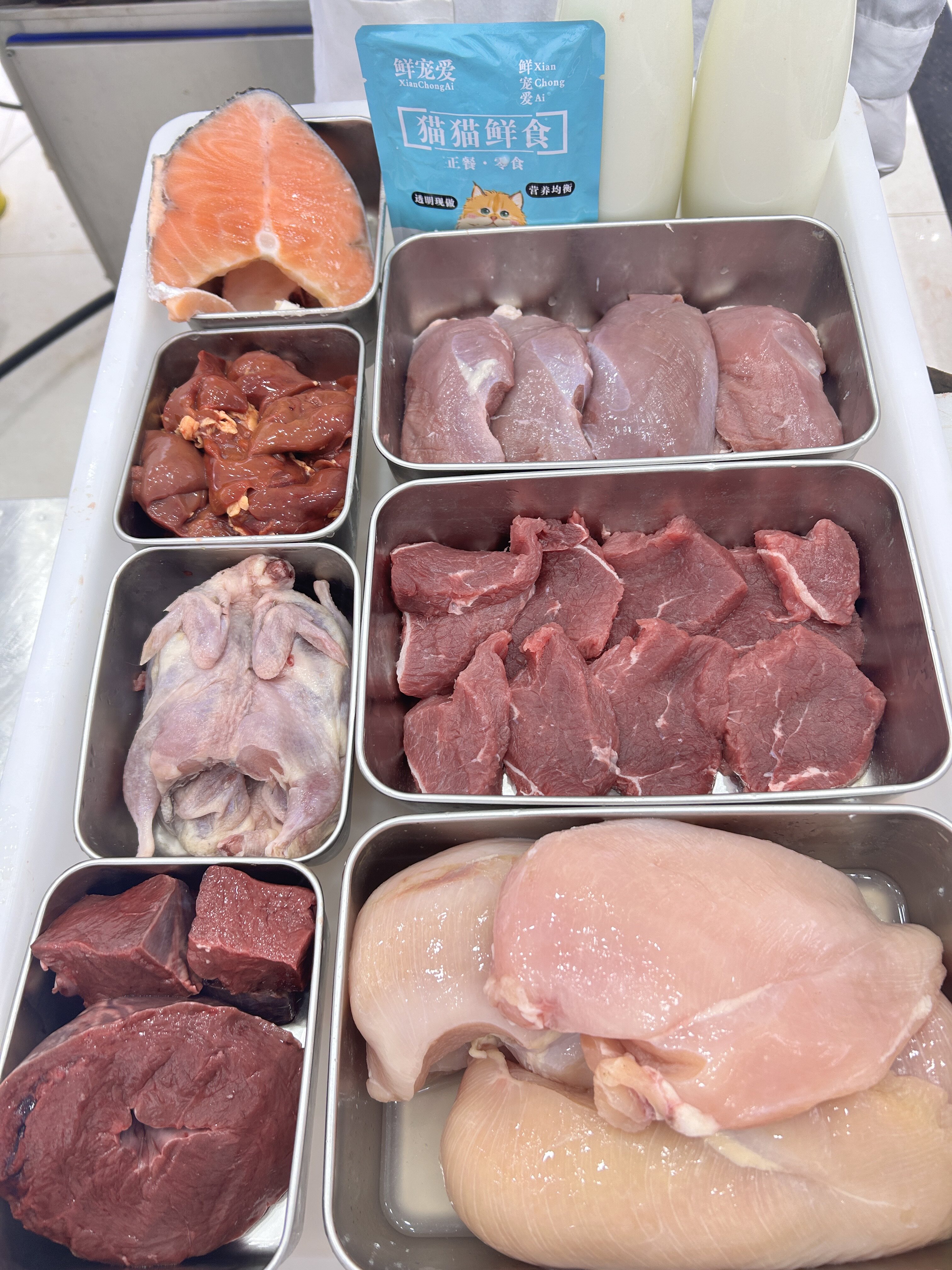 鲜宠爱猫湿粮宠物增肌鲜粮猫咪鲜肉包全年龄试吃5包猫粮通用猫食