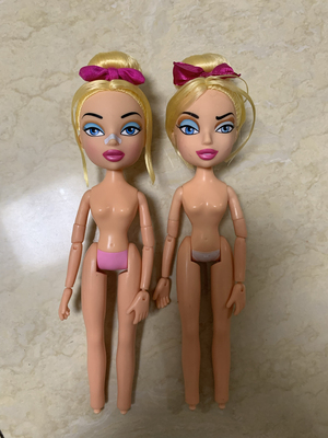 2个贝兹娃娃 双胞胎  bratz 贝茨 贝滋 芭比娃娃