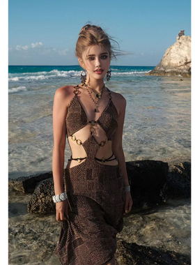 新款时尚性感气质连体裙式显瘦遮肚沙滩度假长裙84108