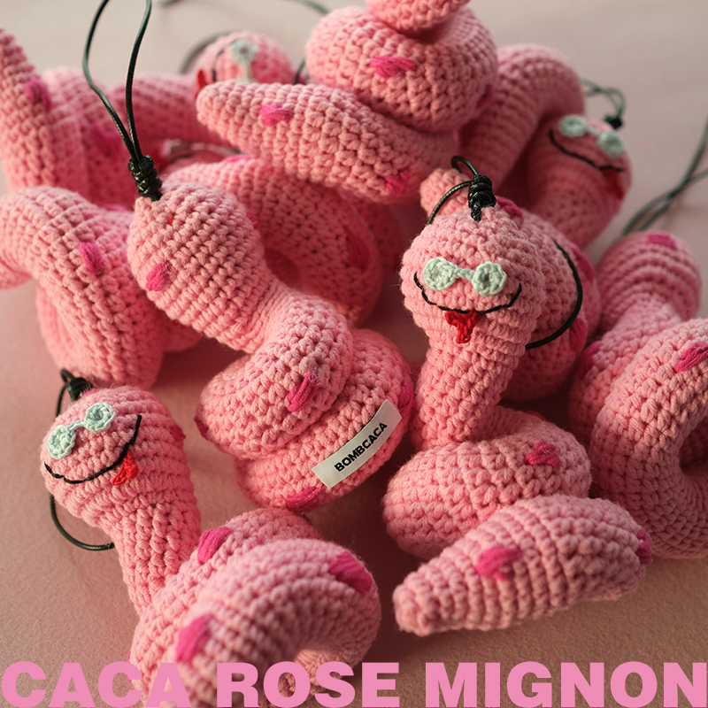 BOMBCACA 大便蛇 粉色可爱大便蛇波点童趣蛇年包挂包包配件