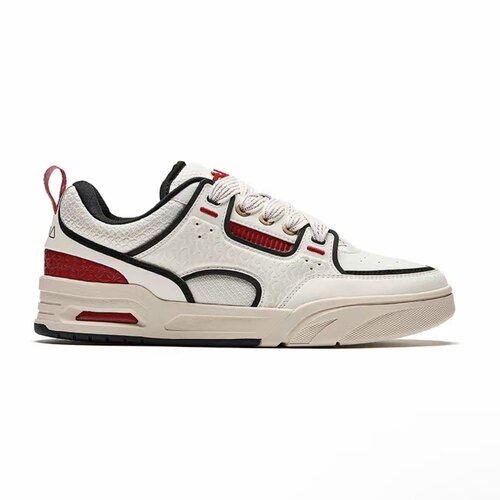 安踏骜杰王一博同款新年板鞋男