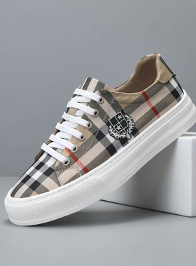 2026年春季新款男士运动休闲鞋透气格子布鞋潮流百搭轻便板鞋青年