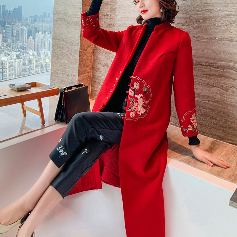 刺绣唐装女年轻版中国风女装汉服改良版冬装加厚旗袍中式外套上衣