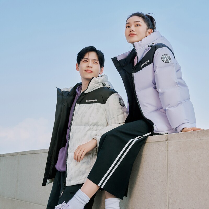 户外男女同款羽绒服波司登图片