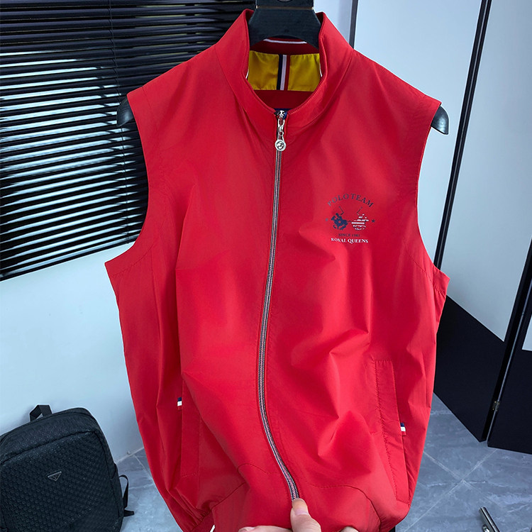 专卖店倒闭清货高品质薄款马甲男