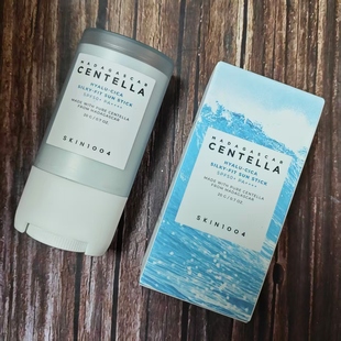 SKIN1004 理肤天使积雪草透明质酸防晒棒轻薄不油不黏腻快速成膜