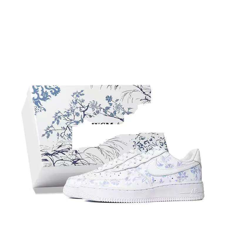 【定制球鞋】Nike Air Force 1 (TEAM拾柒-男款低帮光变青花瓷)
