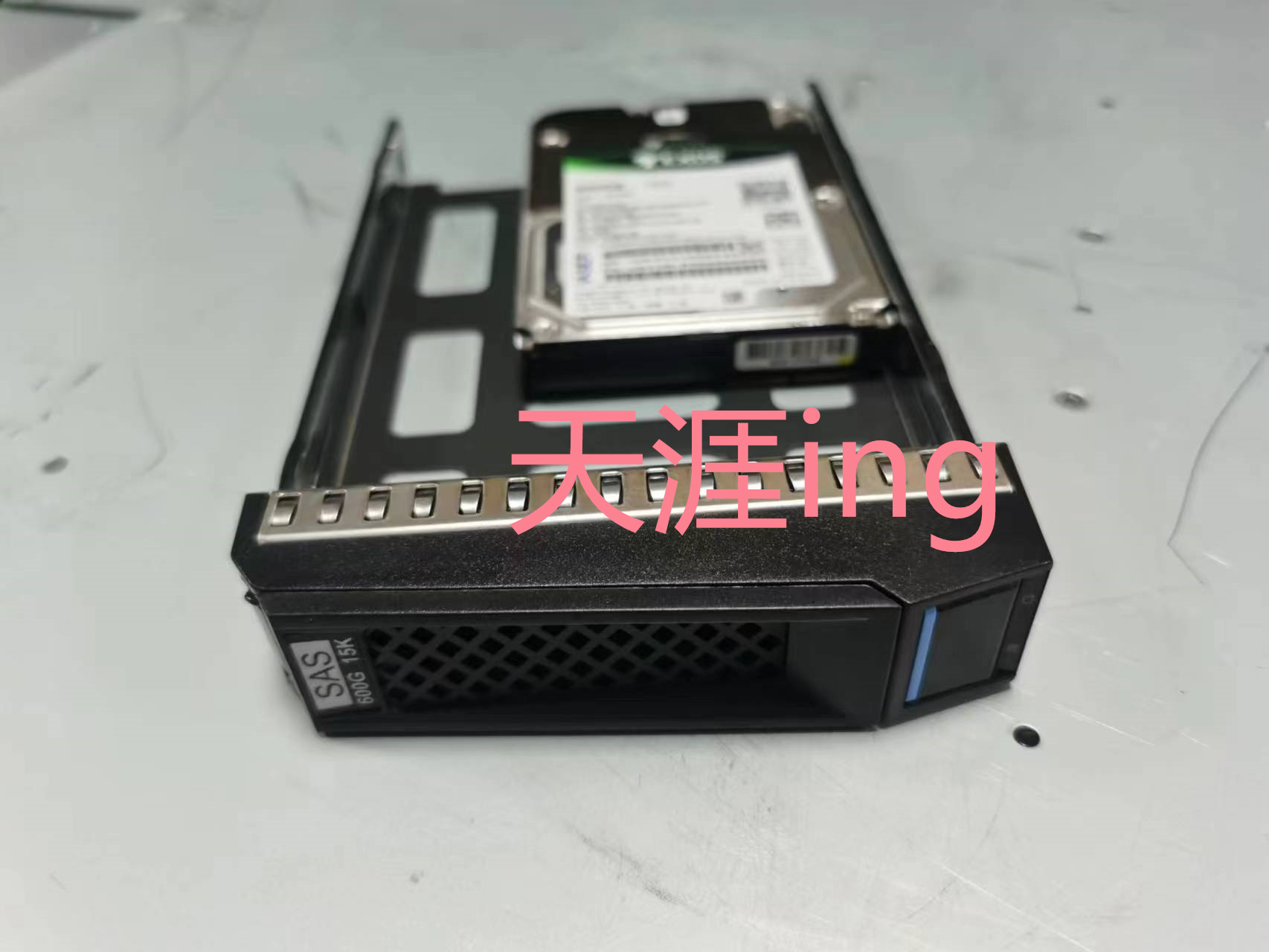 浪潮 600G 15K 2.5 SAS ST600MP0006 V0230LR  1UU200-003 硬盘