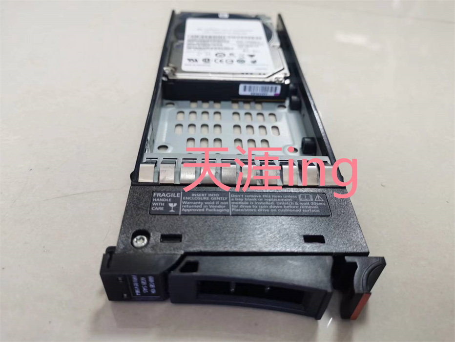 IBM V7000存储硬盘 600G 10K 2.5 SAS 85Y5864 00Y2683