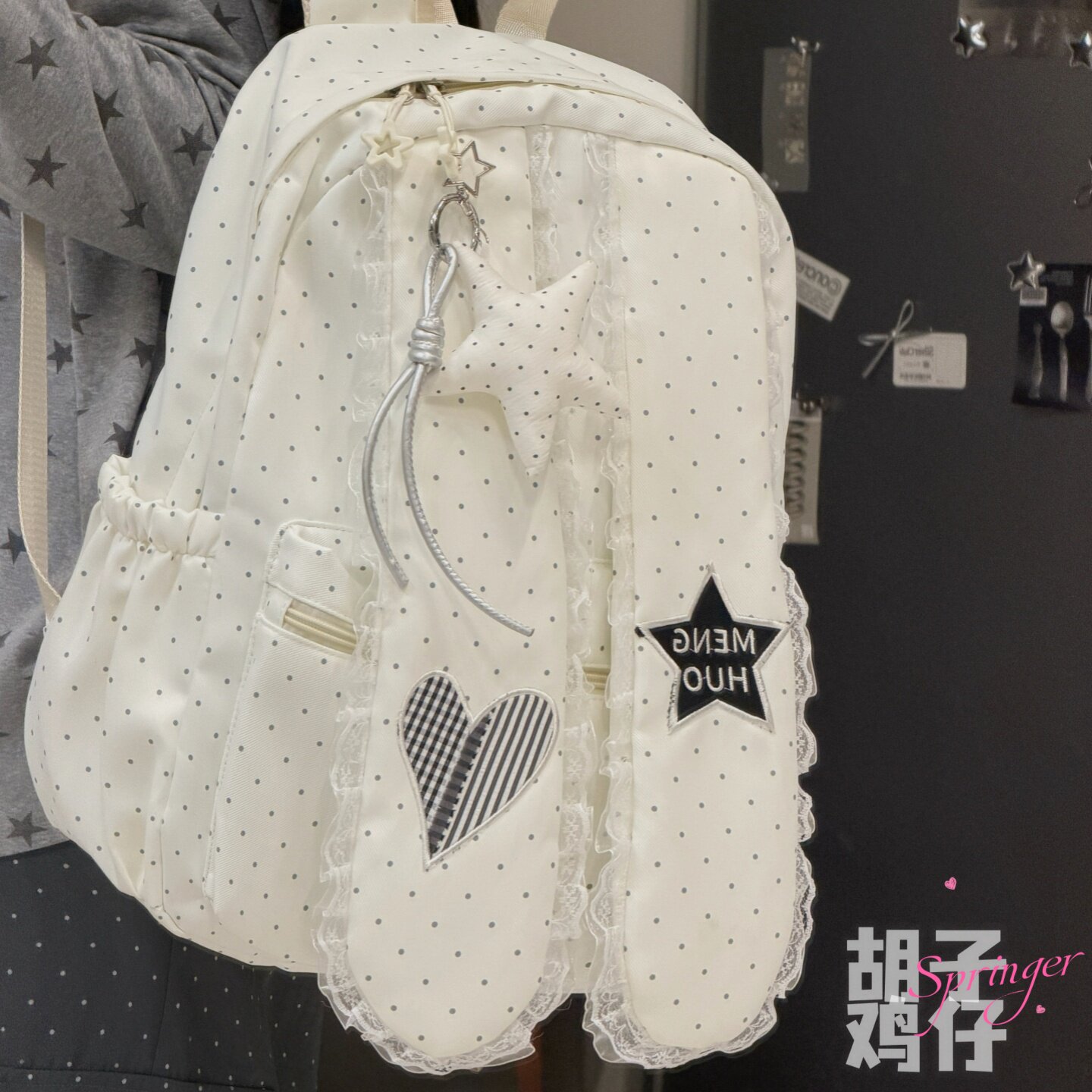 可爱兔耳双肩包蕾丝装饰少女书包图片