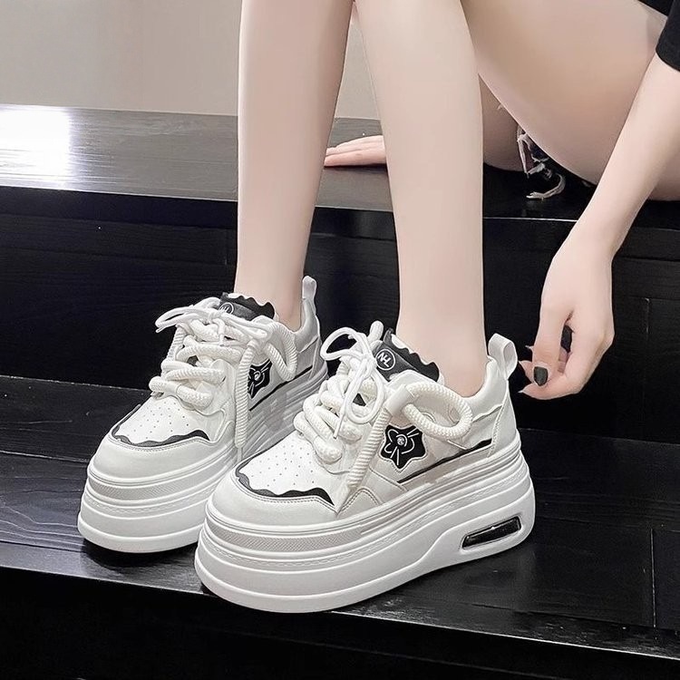 32码33小码秋款小白鞋厚底增高超好看百搭小个子松糕运动休闲板鞋