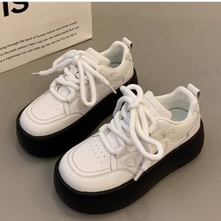 32码33小码小白鞋超好看厚底女款百搭配裙子夏天2025新款面包鞋34