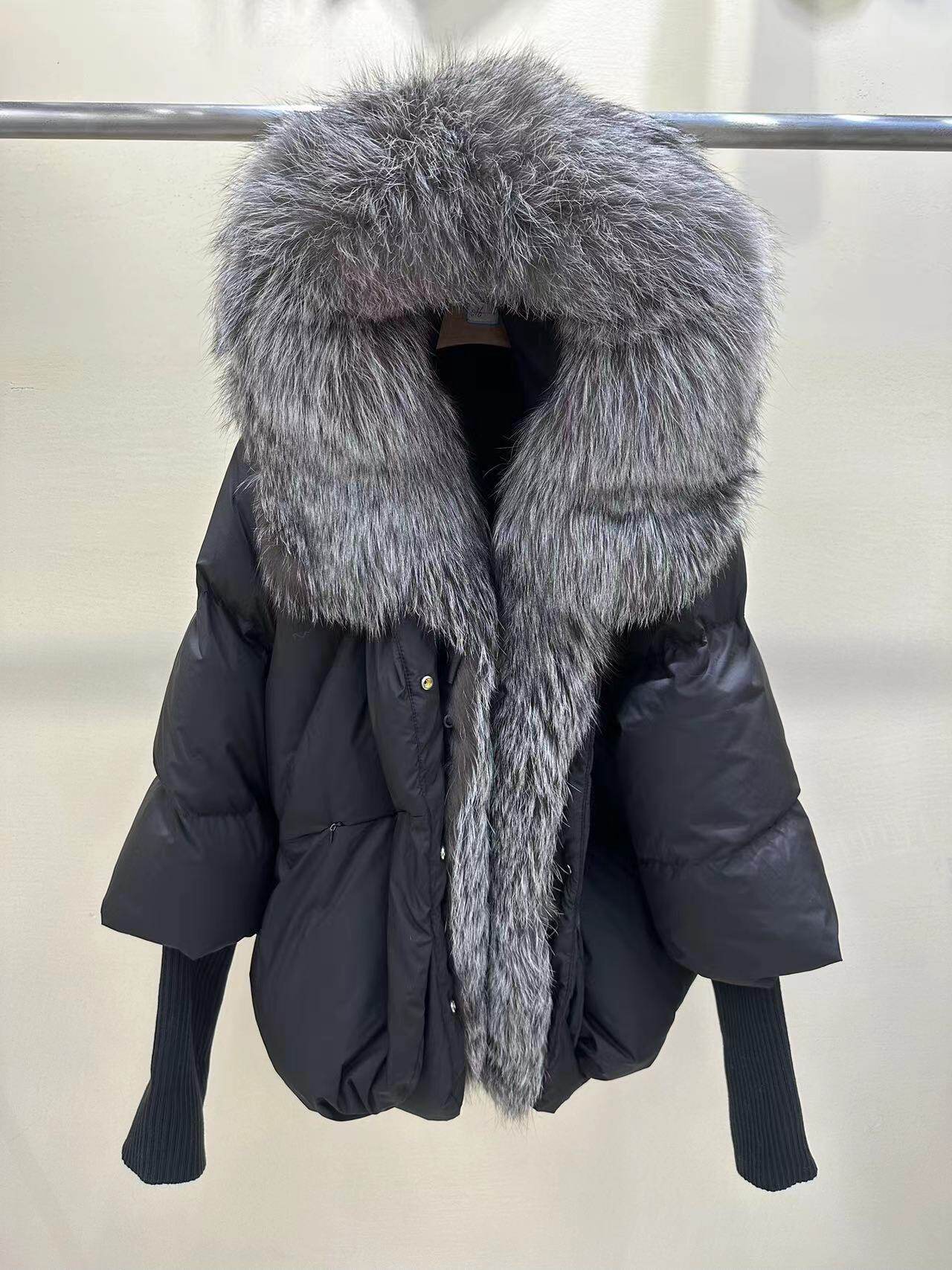 高端短款连帽皮草鹅绒服
