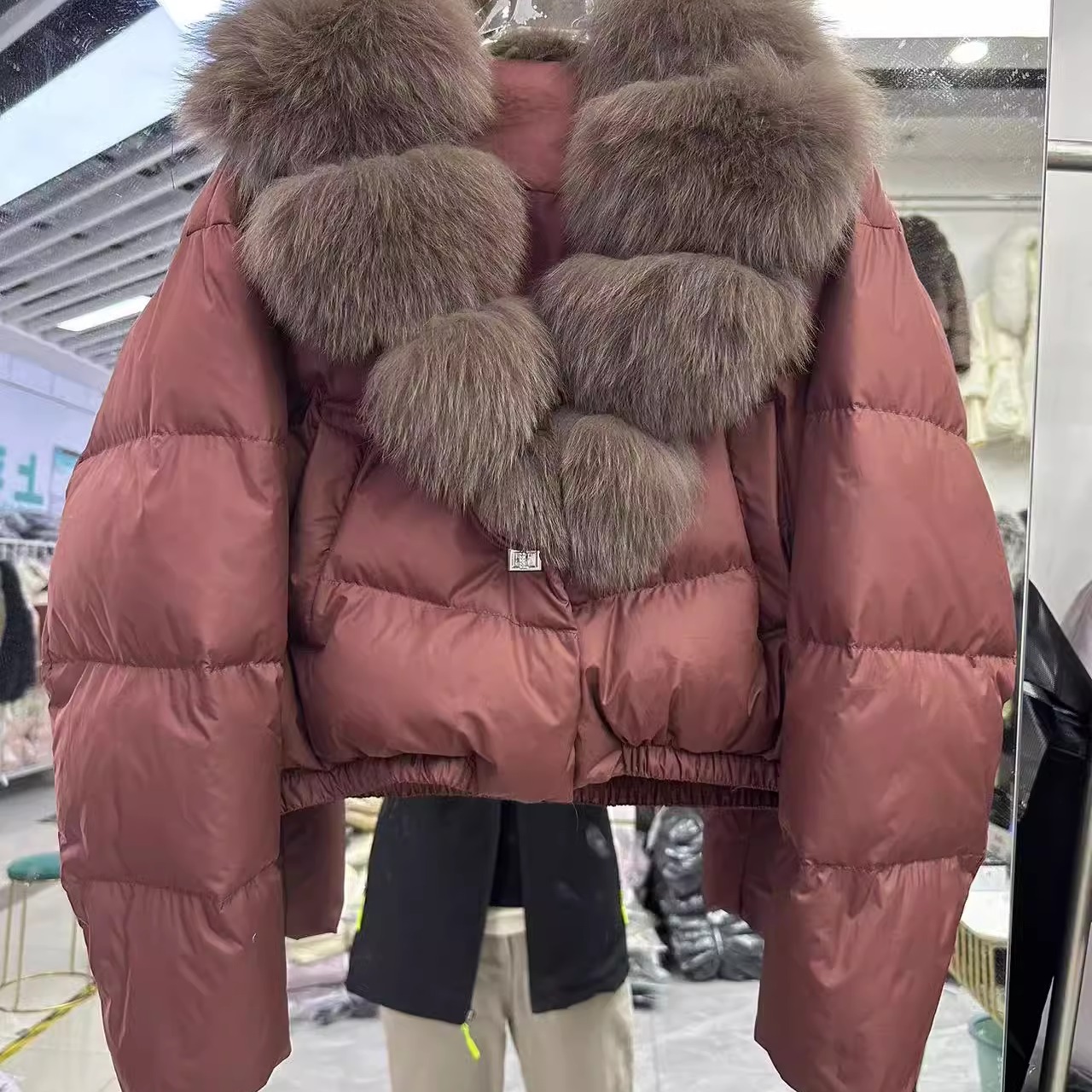 高端皮草短款大狐狸毛领洋气外套