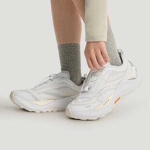 adidas阿迪男女鞋 HOLO PEAK时尚百搭舒适减震运动跑步鞋KI1521