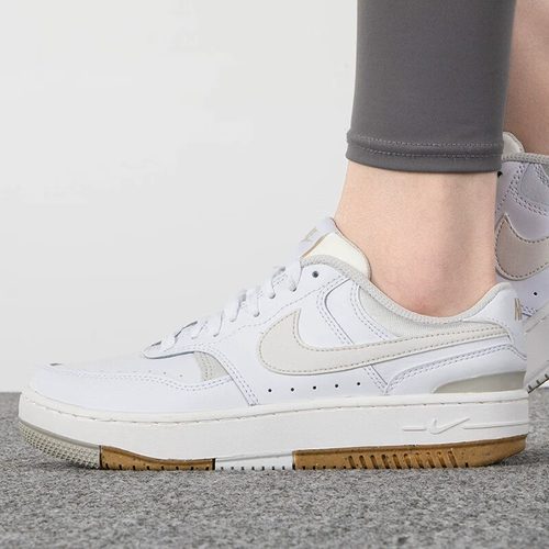 Nike/耐克女鞋时尚运动休闲板鞋