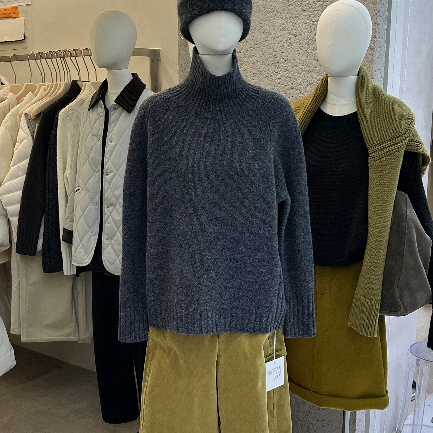 宽松显瘦纯色高领套头毛衣