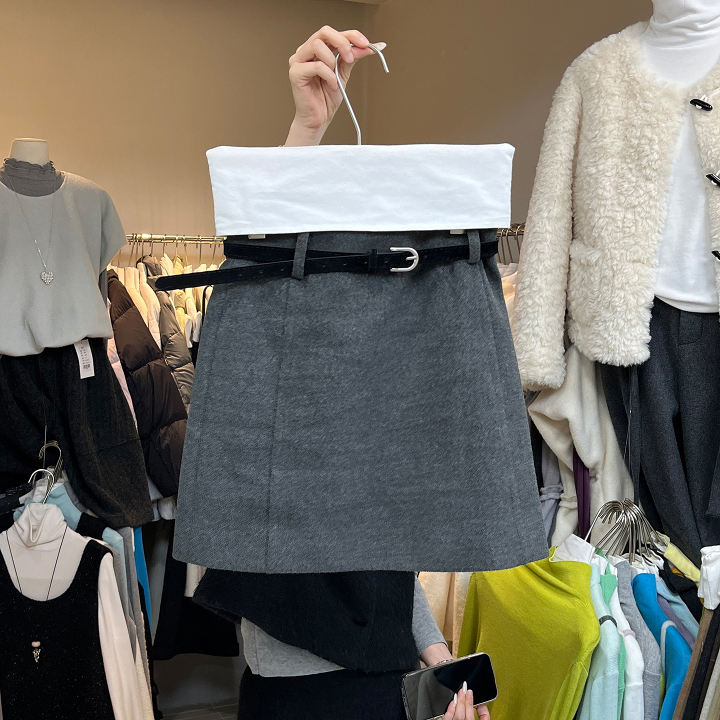 A字包臀纯色毛呢半身裙短裙