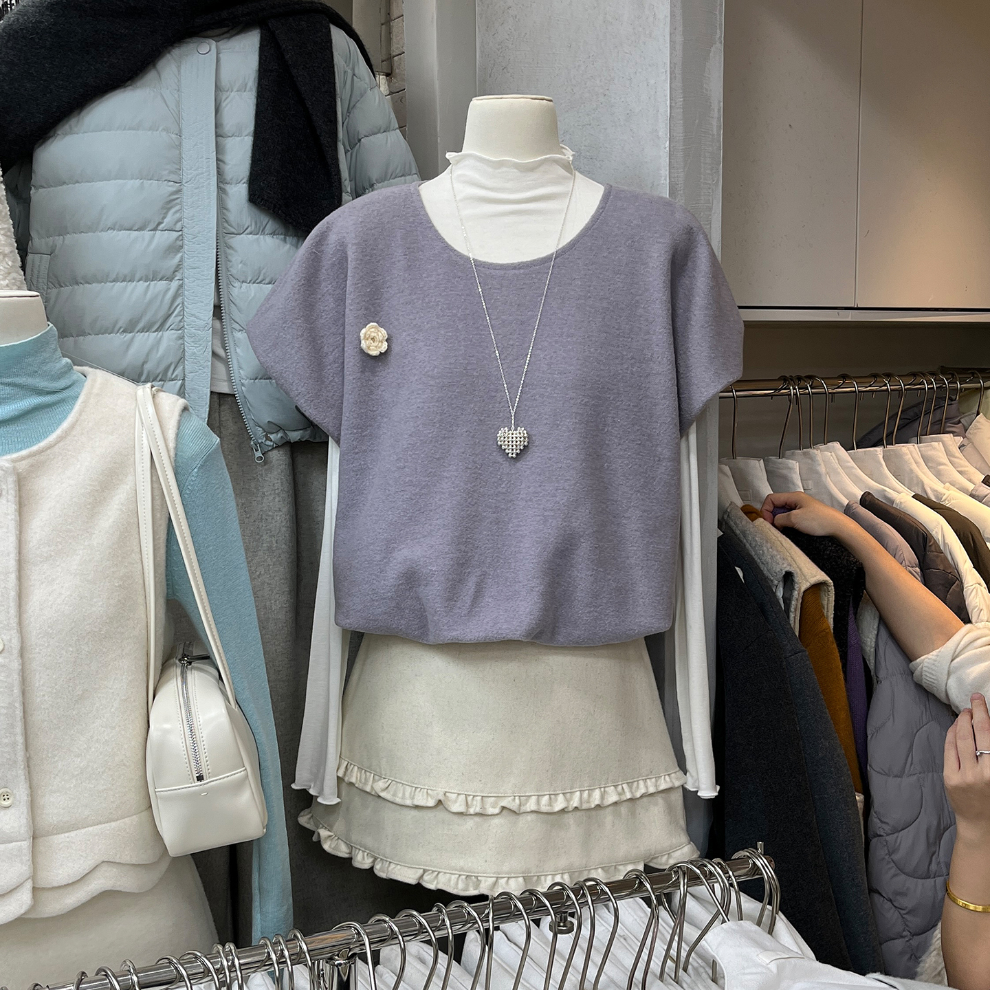 韩系毛呢上衣立体花朵叠穿打底衫