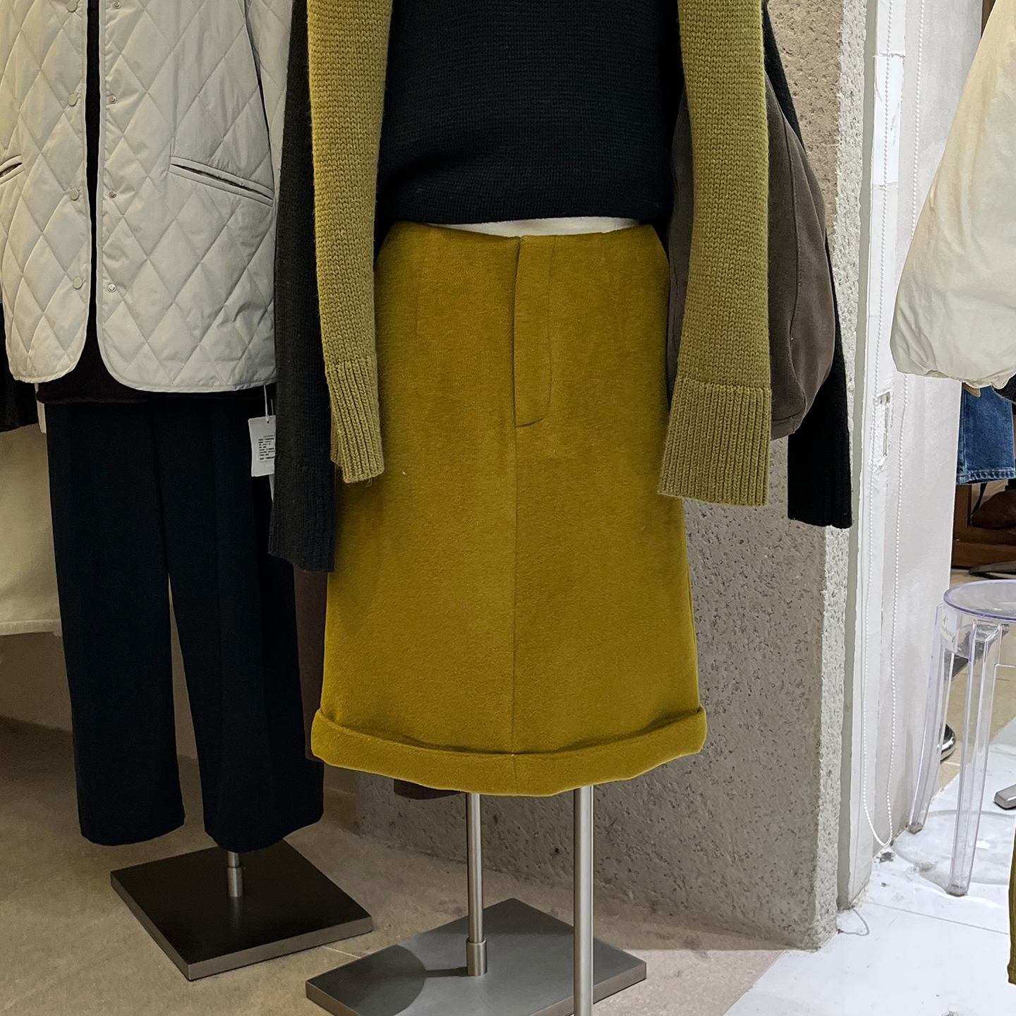 纯色洋气设计感毛呢半身裙