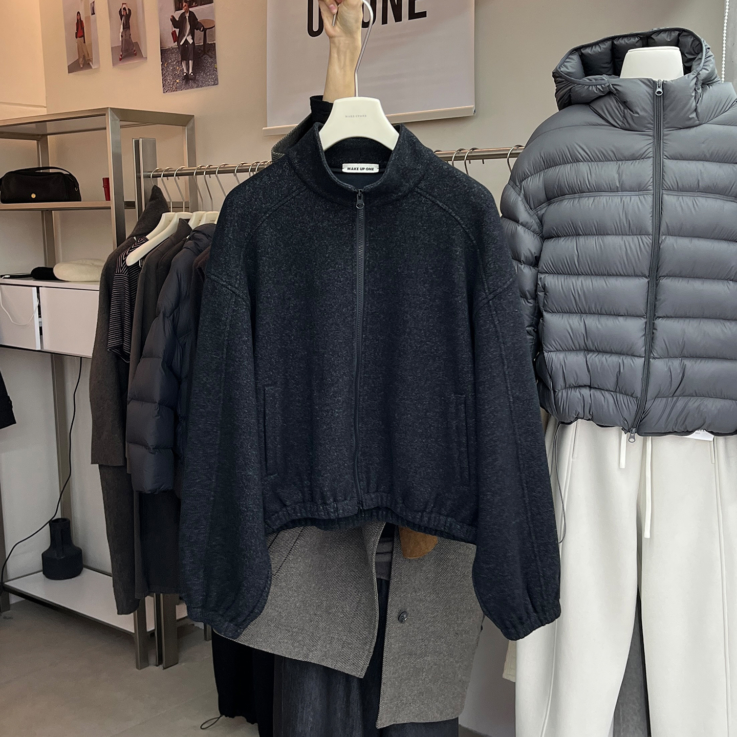 宽松加绒灯笼袖立领毛呢外套女