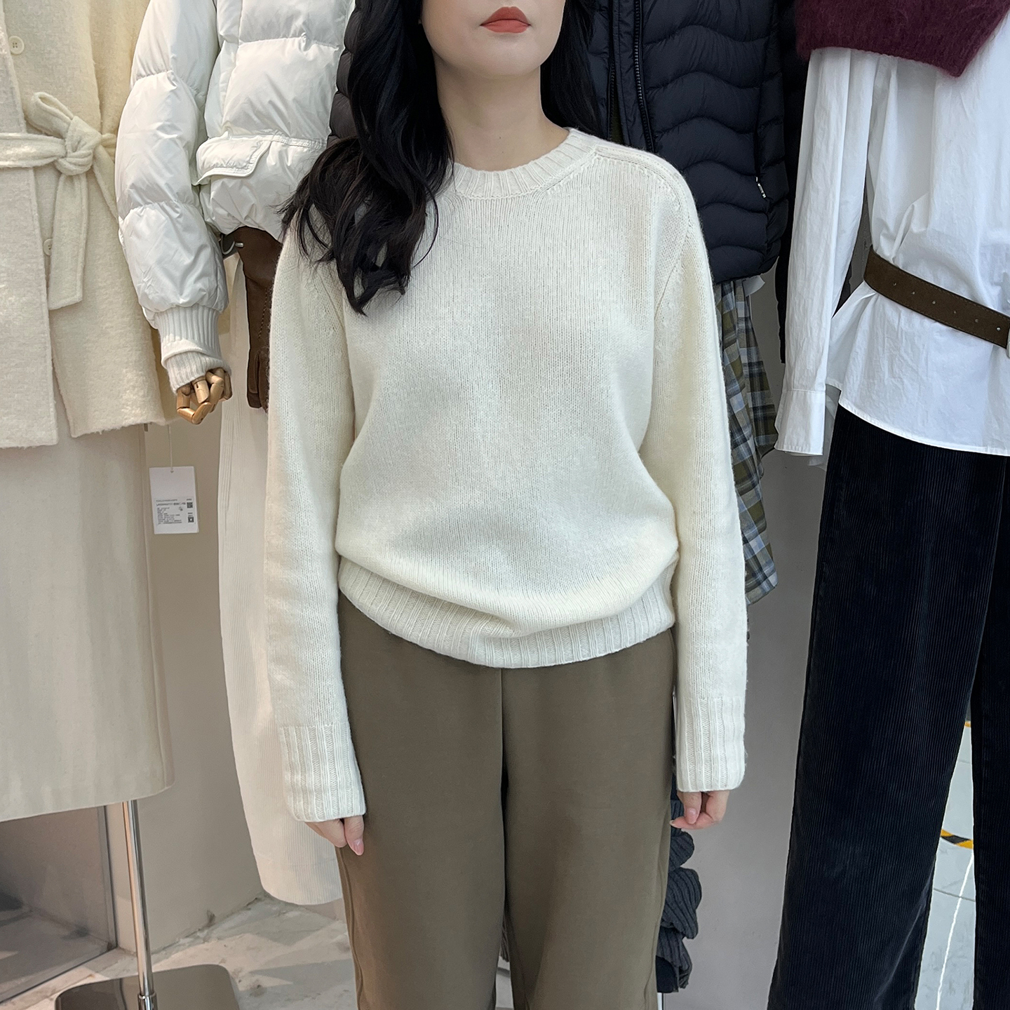 纯色圆领套头针织衫女