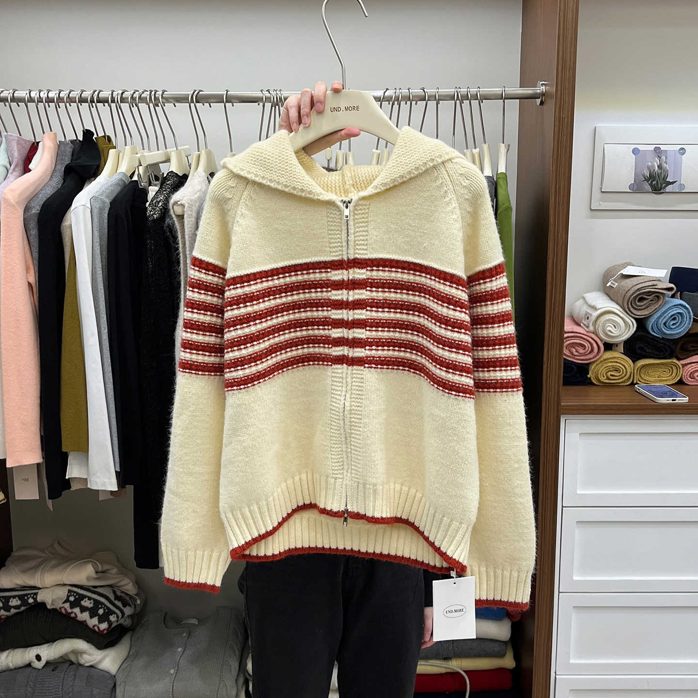 宽松撞色条纹连帽毛衣外套女