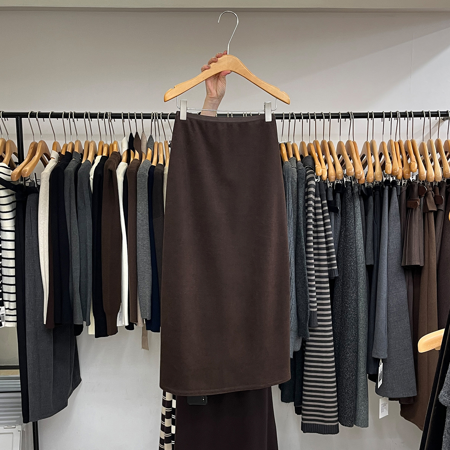 垂感直筒半身裙高腰显瘦开叉半裙