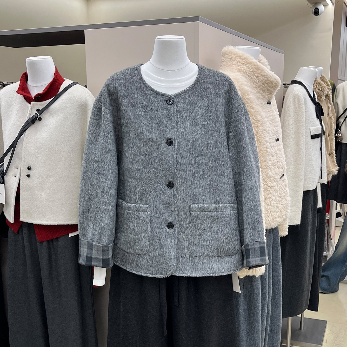 圆领短款羊毛呢呢子外套女