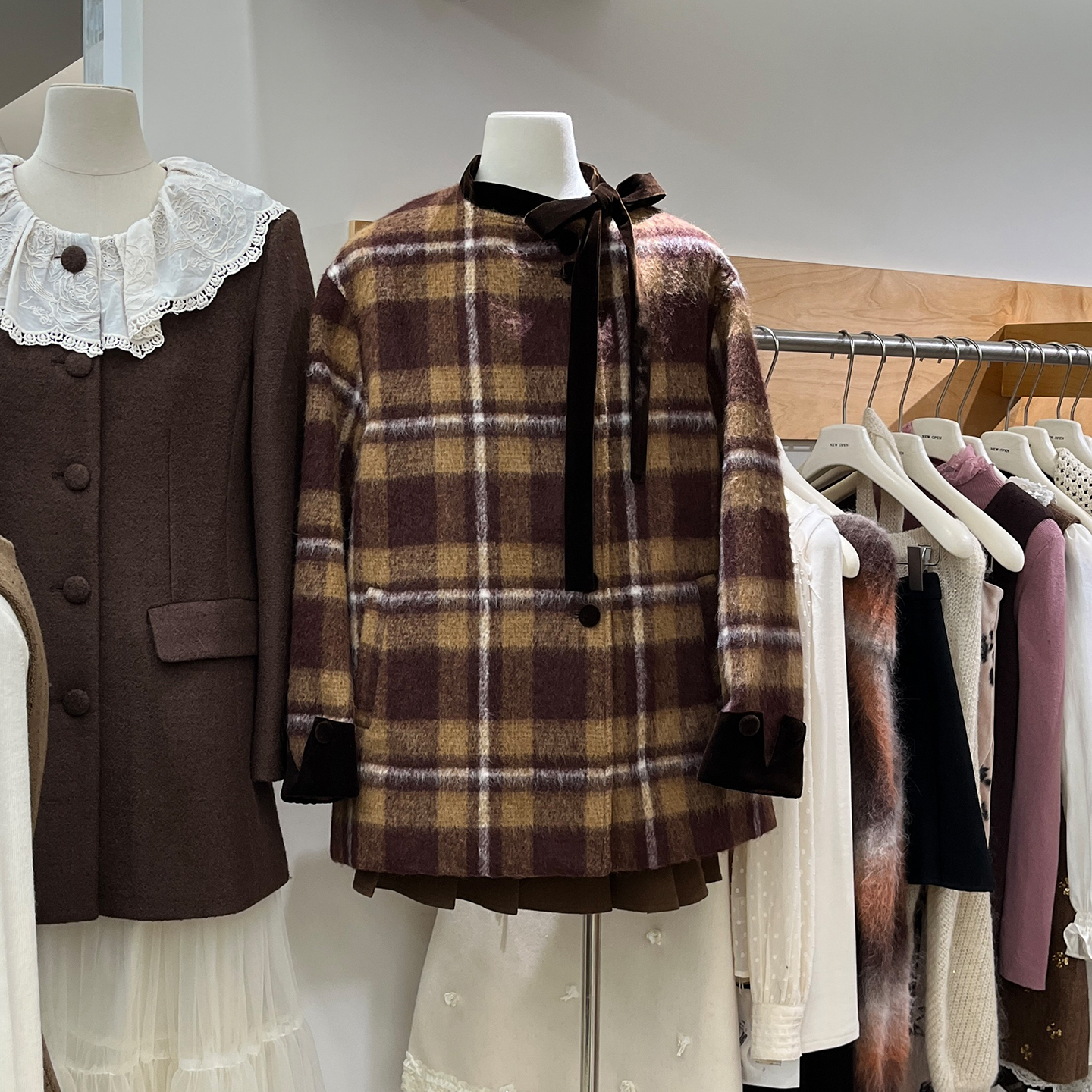 法式飘带毛呢大衣女丝绒拼接外套