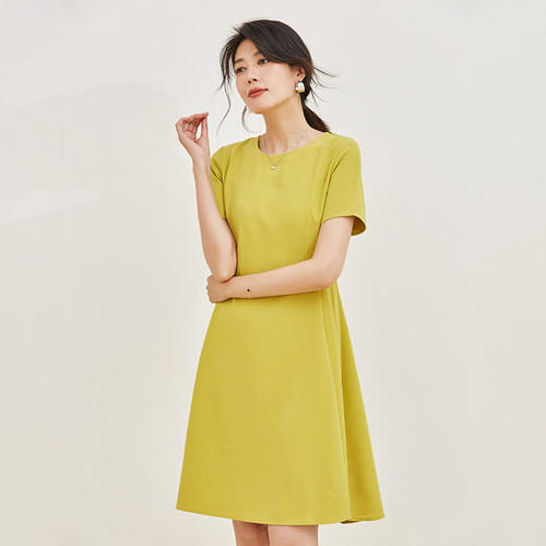 赫本风连衣裙女夏A字气质法式中年纯色小个子黑色黄色裙子小黑裙