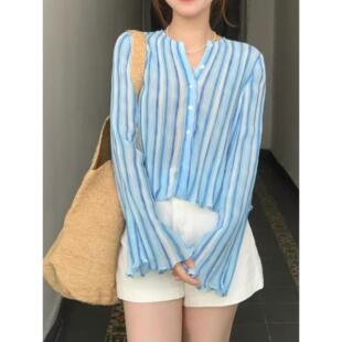 2025秋季超火减龄独特超好看单穿上衣时尚小众不撞款绿色条纹T恤