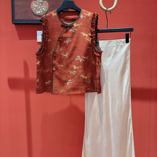 阅悦26年早春早春上新高级感木耳边设计盘扣马甲YS2 xx7920