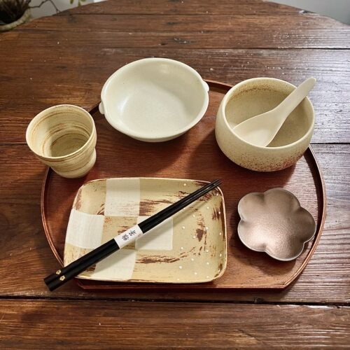 漫生活老板娘 素格陶情 一人食碗盘碗碟套装简约素雅减脂分格餐具