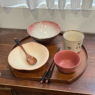 感 漫生活老板娘 春日浪漫 一人食月子餐套装 托盘咖啡厅釉下彩仪式