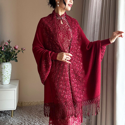2025刺绣喜婆婆妈妈婚宴披肩外搭斗篷礼服外套高端针织流苏长袖女