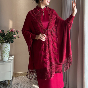 红色中年喜妈妈婚宴旗袍披肩婆婆礼服外搭高端针织带袖流苏长款秋