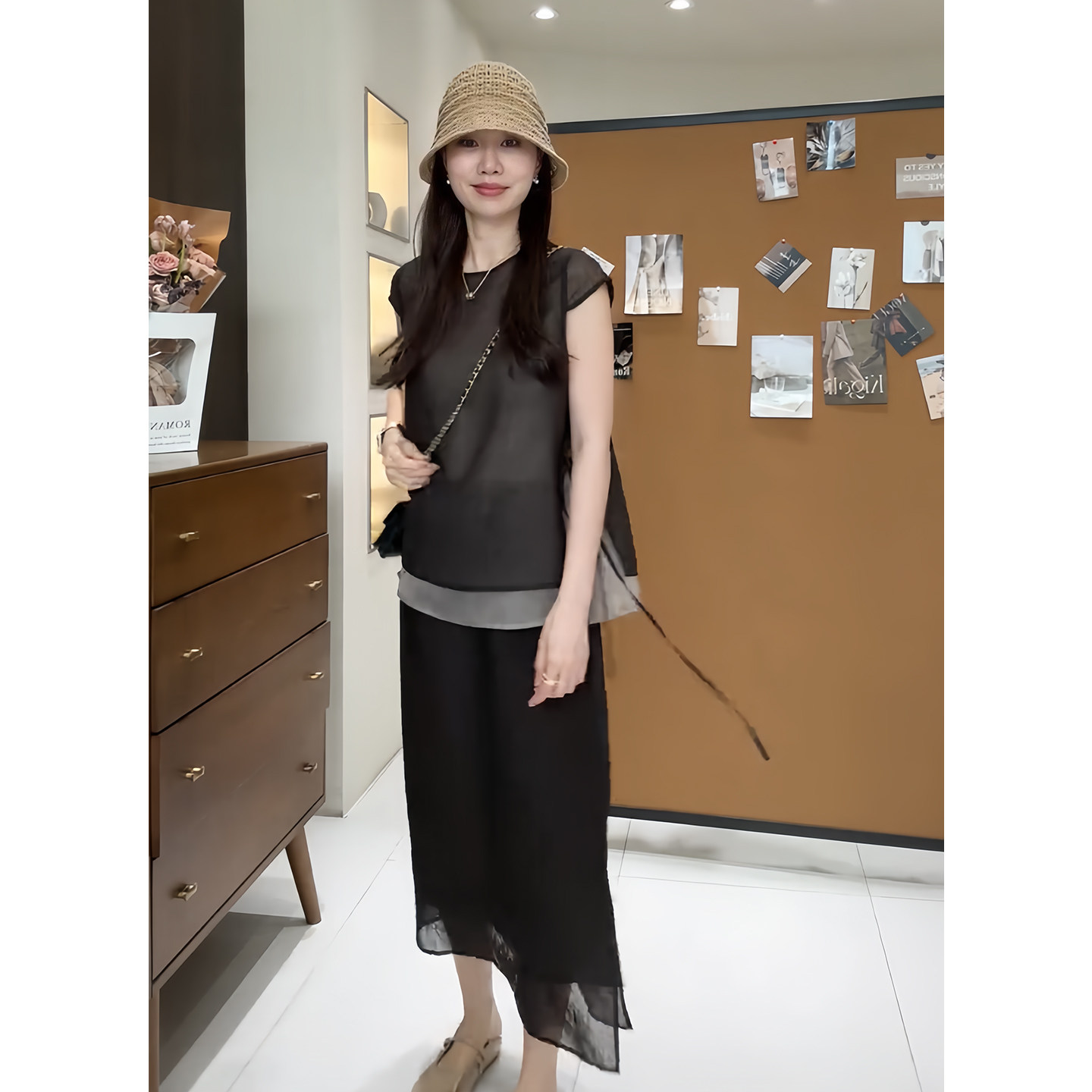 御姐轻熟绝美套装夏季洋气减龄显瘦拼纱无袖上衣显瘦半身裙两件套