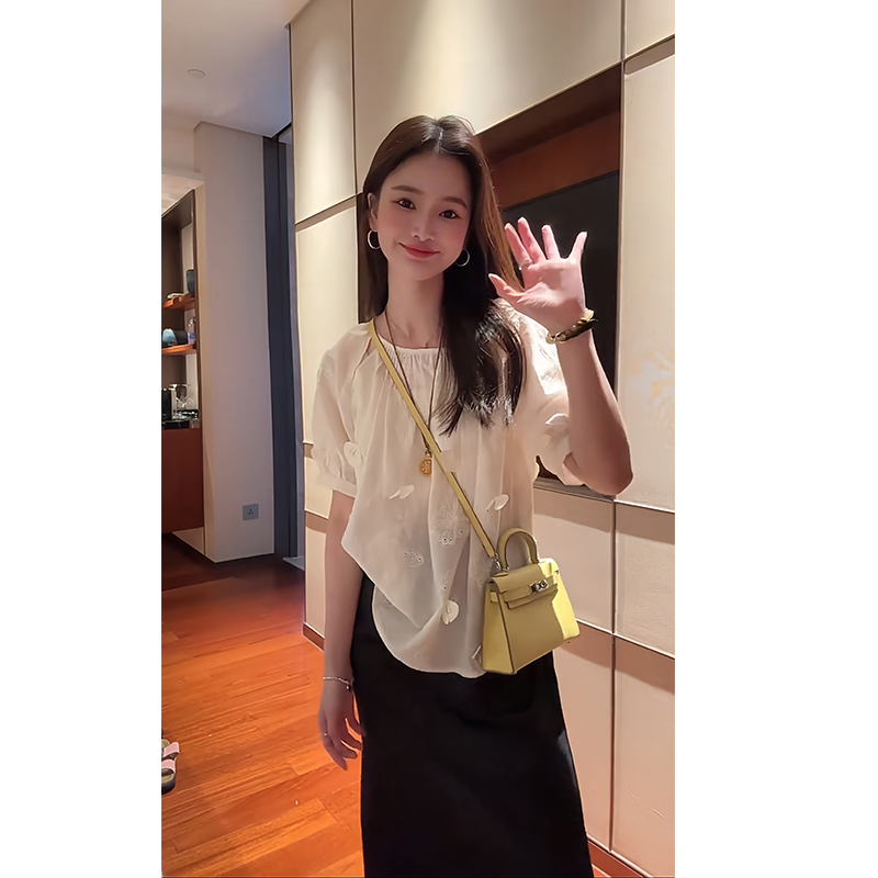 计感短袖上衣衬衫显瘦短裤两件套