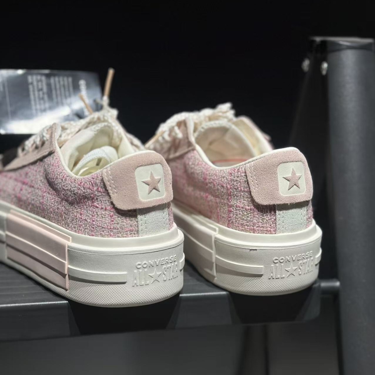 CONVERSE匡威女子桃花粉低帮帆布舒适清新鞋滑板鞋休闲鞋A13854C
