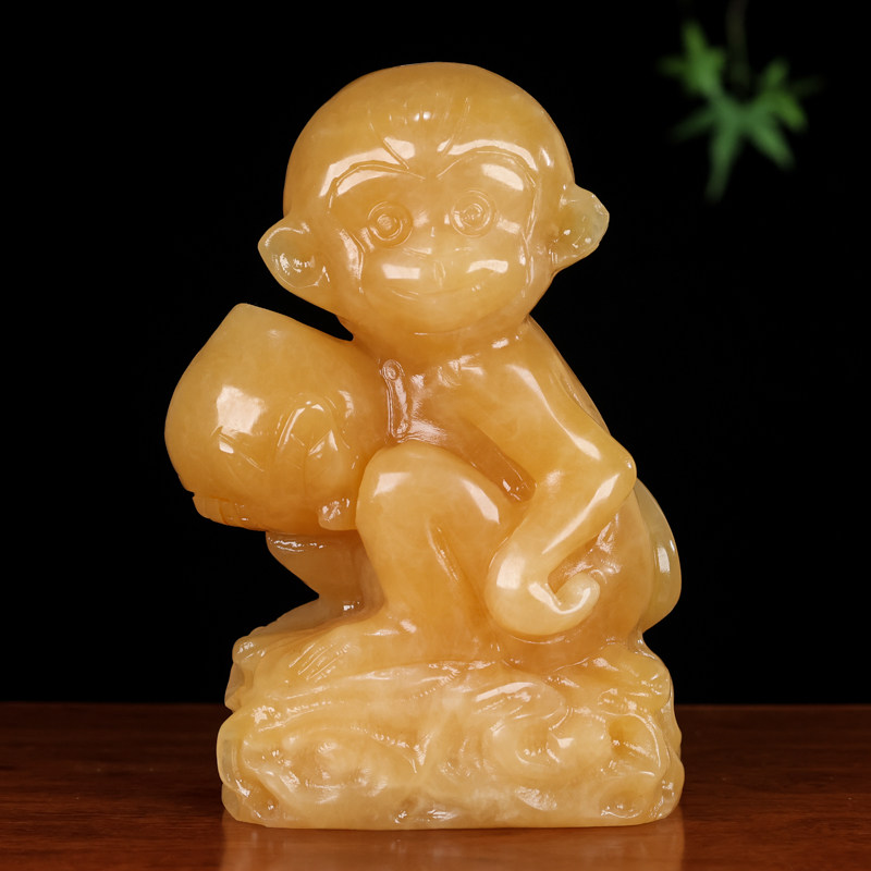 家居猴子天然白玉黄玉摆件