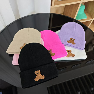 韩系可爱小熊刺绣针织毛线帽女秋冬保暖新款显脸小包头帽护耳冷帽