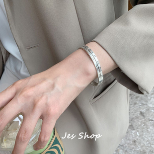 Jes Shop罗马数字银饰手镯个性开口时尚简约百搭款小众银手环手饰