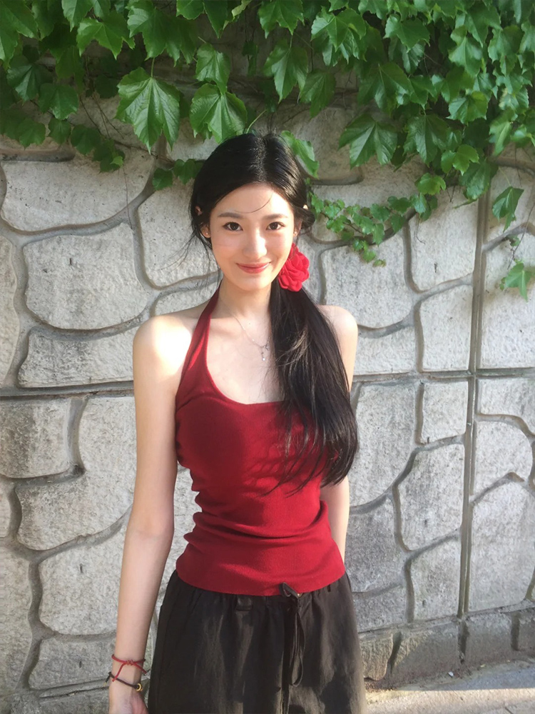 纯欲风性感红色挂脖U领背心女夏季2024新款辣妹修身显瘦吊带上衣