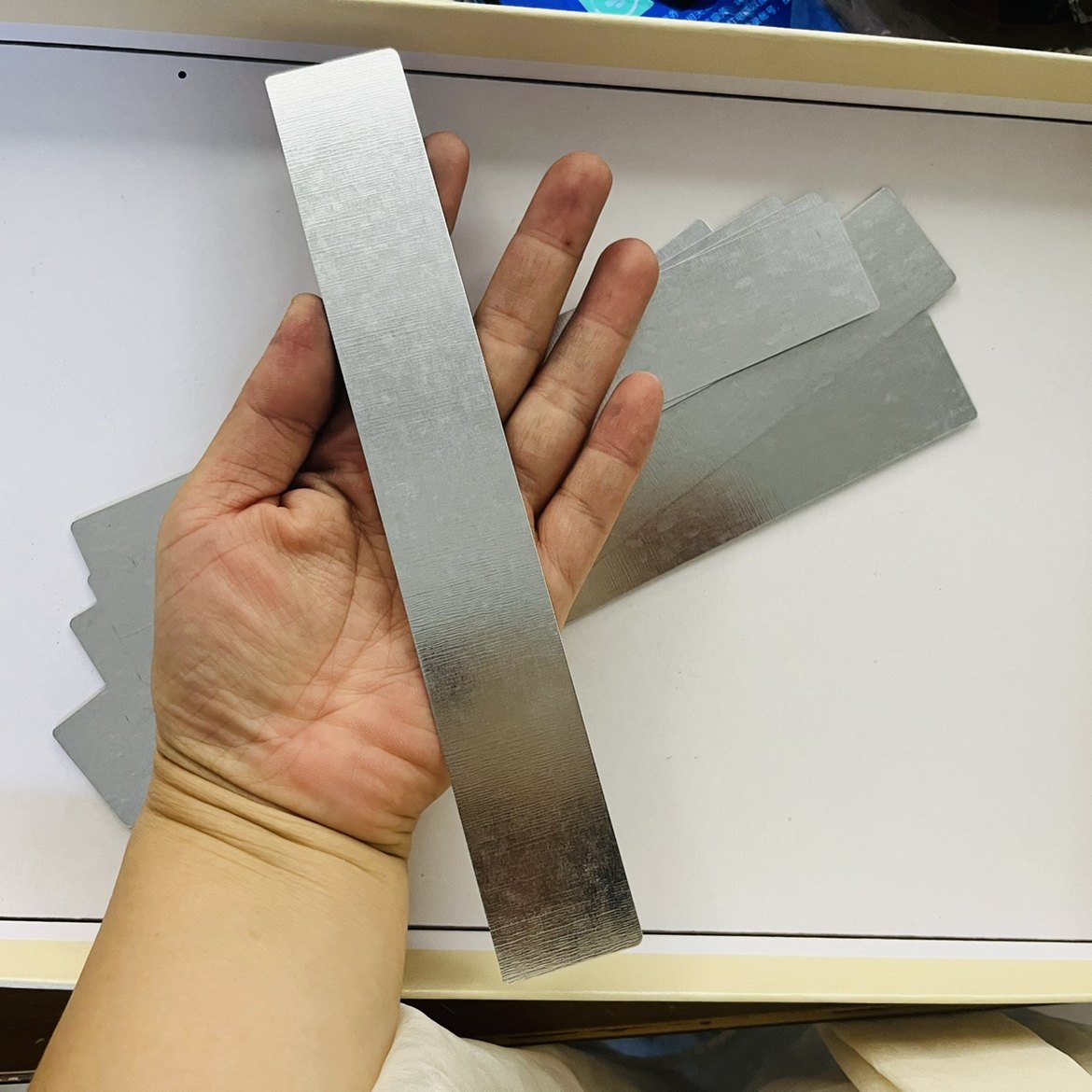 现货新品长方形镀锌板铁片 DIY长条薄铁皮长200*30*0.3/0.5毫米,电子元器件市场,吸铁石/磁铁/强磁/巴克球,淘宝优惠券,粉丝福利购,淘宝优惠卷